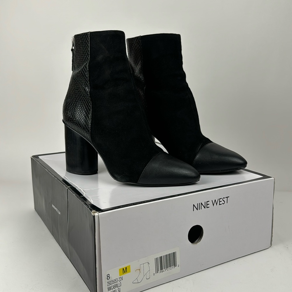Nine West, black bootie, suede and leather, size 8, cylinder heel